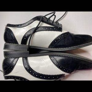 Size 11 oxfords FLASH SALE 🎉❗️❗️